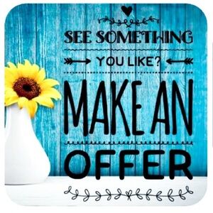 Welcome to my closet!
I welcome all offers🌻